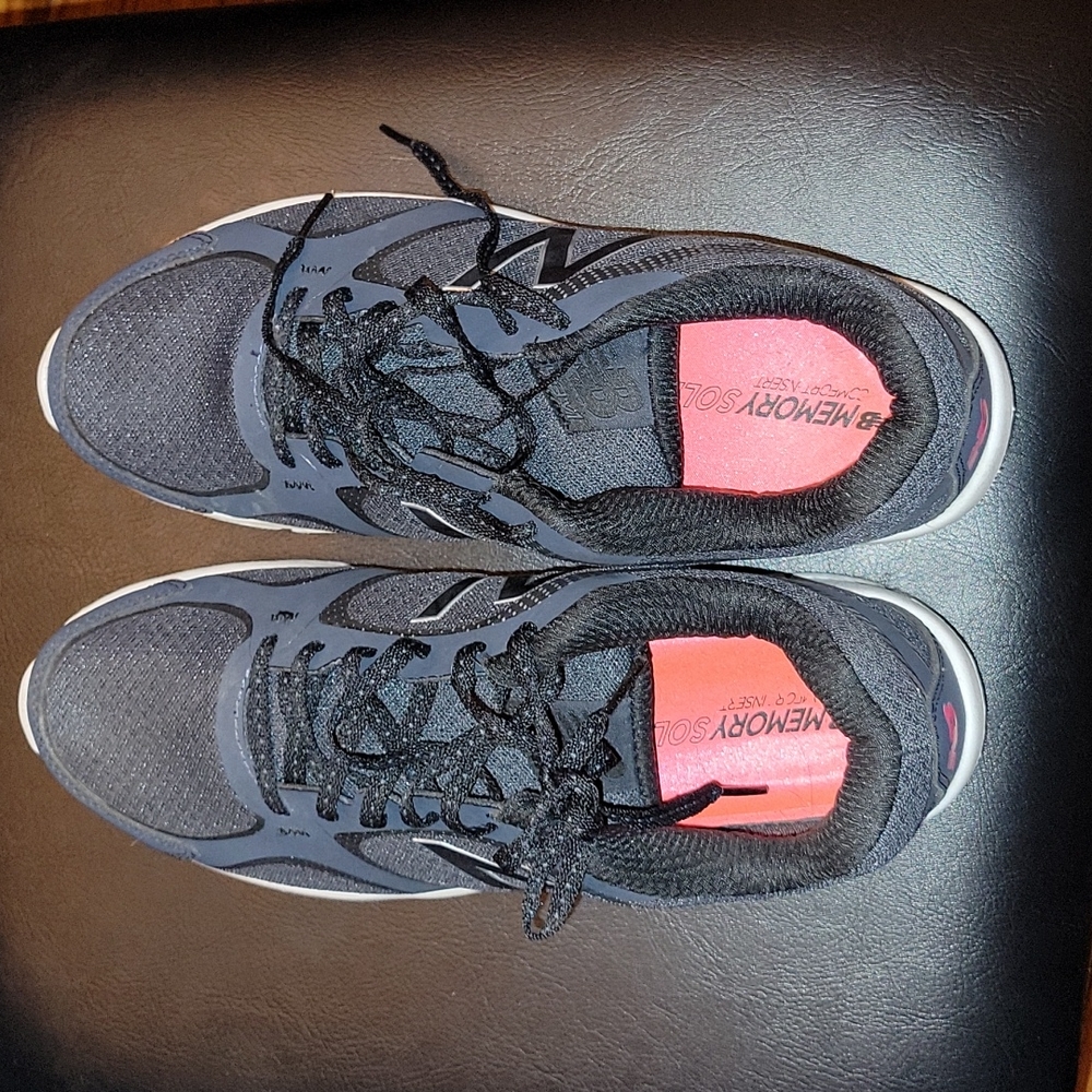 New balance running shoes